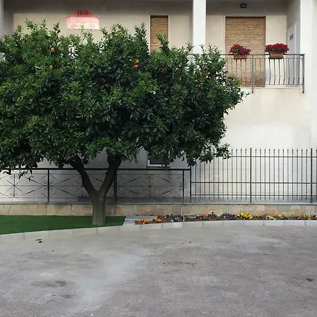 Bed & Breakfast Gli Agrumi 3*