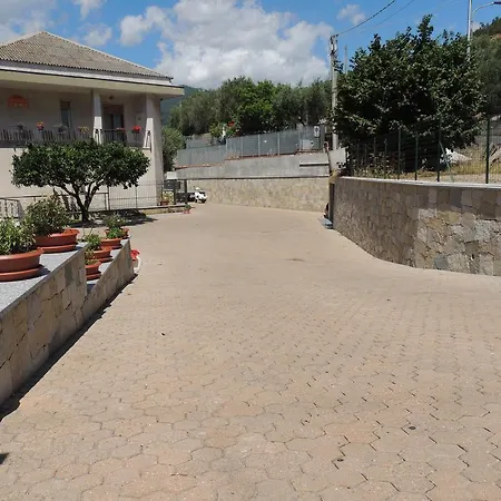 Gli Agrumi 3* Giustenice
