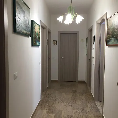 Gli Agrumi 3* Giustenice