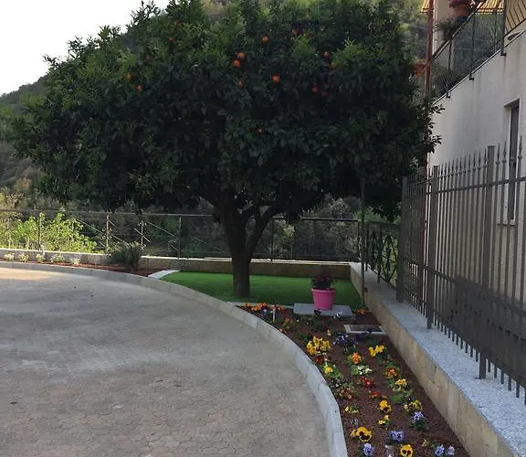 Gli Agrumi Bed and breakfast Giustenice