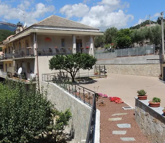 Bed and breakfast Gli Agrumi 3*